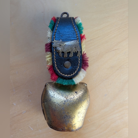 VINTAGE European Brass Cow Bell Collectible Item - Picture 2 of 7